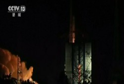 الصين تبدأ مهمة استكشاف الجانب المظلم للقمر