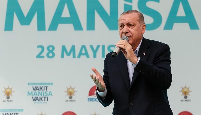 أردوغان: بعض القوى تود تعليقنا على أعواد المشانق كما مندريس