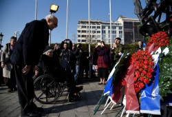 اضطراب في حركة النقل وإضراب عام في اليونان الأربعاء