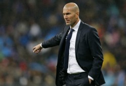 زيدن يعلن رسميا استقالته من تدريب ريال مدريد الإسباني