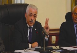 وزير تعليم الانقلاب: إلغاء طباعة الكتب المدرسية ورقيا قريبا