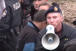 الشرطة الكرواتية تطلق النار على سيارة تنقل مهاجرين وإصابة 9