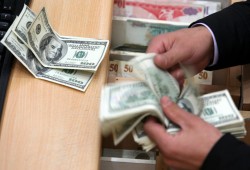 أسعار العملات العربية والأجنبية في الأسواق المصرية الجمعة 1/6/2018