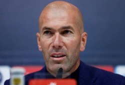 ما هي الأسباب الحقيقية لاستقالة زيدان من ريال مدريد؟