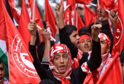 "الشعبية": سنكشف بالأسماء كل من يتآمر على غزة داخل السلطة