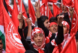 "الشعبية": سنكشف بالأسماء كل من يتآمر على غزة داخل السلطة