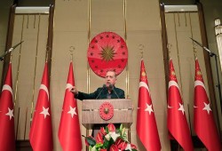 أردوغان يتعهد بتحقيق أهداف أكثر طموحا لشعبه بعد انتخابات يونيو