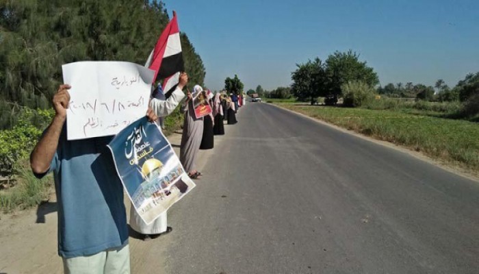 ثوار البحيرة من النوبارية يدشنون مظاهرات “مصر سجن كبير”