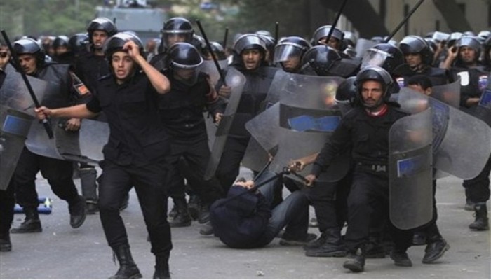 «جلوبال فويسز»: القمع في مصر مستمر.. وشركات الإنترنت متورطة