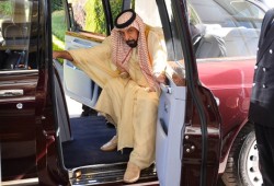 أول ظهور لرئيس الإمارات منذ خمسة شهور (صور)