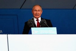 فلاديمير بوتين على الساحة السياسية في كأس العالم لكرة القدم