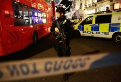 انفجار بمحطة لقطارات الأنفاق بلندن والشرطة تحقق