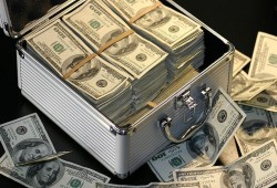 6.4 مليارات دولار توزيعات نقدية لمساهمي الشركات المدرجة ببورصة قطر