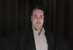 حماس: شعبنا الثائر سيدفن المشاريع الأمريكية تحت أقدامه