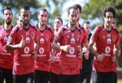 الأهلى يتعادل مع الشمس 1 / 1 وديا استعدادا لمواجهة بطل بتسوانا