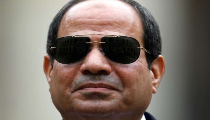 السيسي يكافيء قادة العسكر بذكرى الانقلاب