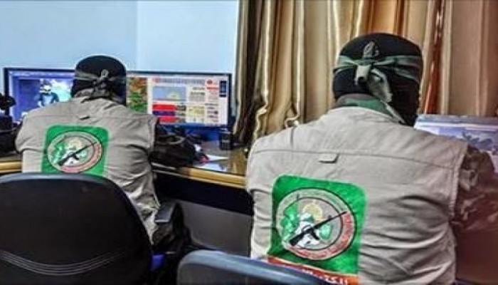 الإعلام العبري: تفاصيل جديدة لاختراق حماس هواتف الجنود