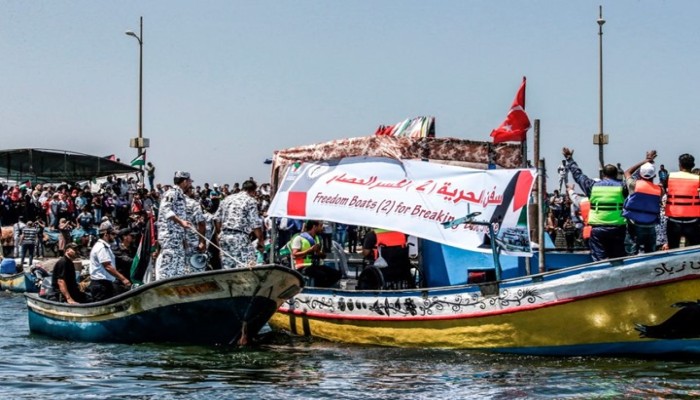 الاحتلال يعترض سفينة الحرية التي انطلقت من غزة لكسر الحصار
