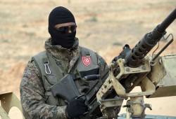 تونس تعبر عن حاجتها للتعاون مع تركيا بالصناعات العسكرية