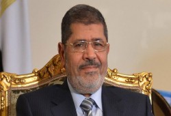 #رئيسنا_مرسي_الصامد.. ومغردون: أنقذوا الرئيس