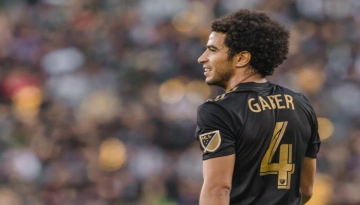 رسمياً.. لوس أنجلوس يعلن انتقال عمر جابر لبيراميدز