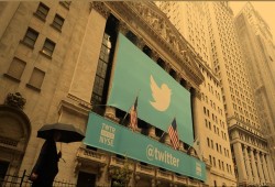 أكبر 100 مستخدم بـ"تويتر" يفقدون متابعيهم.. ما السبب؟