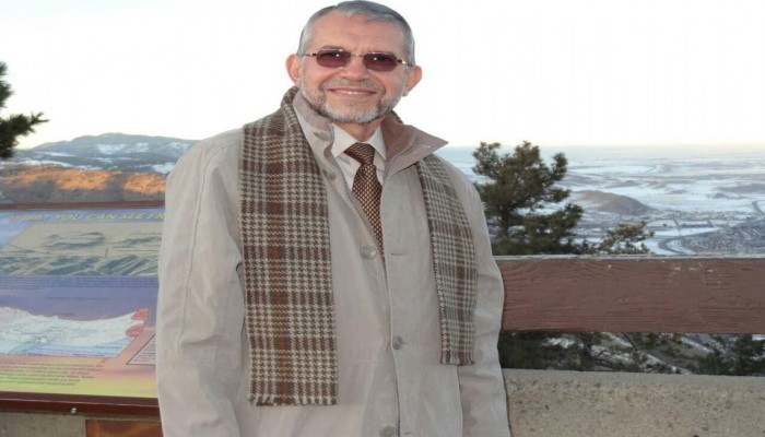 بعد حياة حافلة بالعطاء والتضحية.. الموت يغيب الدكتور محمد عبد الغني