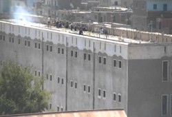 ضابط ينتقم من معتقلي “المنيا” بالتغريب والتعذيب