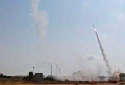 خبير إسرائيلي: لهذا السبب يتم قصف غزة