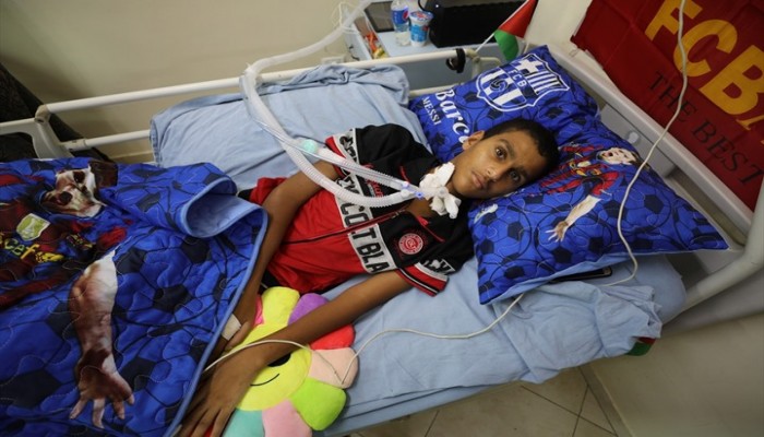 نور الدين.. فتى فلسطيني تركته رصاصة صهيونية قعيد الفراش