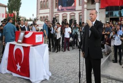 أردوغان يعرب عن استعداده للمصادقة على قانون الإعدام