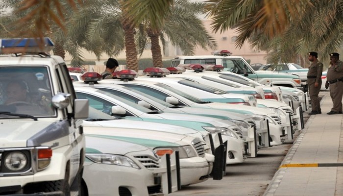 مجهولون يختطفون عشرات الرجال والنساء بالسعودية