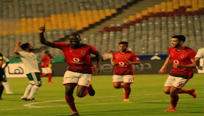 الأهلي يحقق انتصاره الأول في الدوري بثنائية أمام المصري ببرج العرب