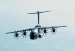 الشرطة الأمريكية: اختطاف طائرة من مطار سياتل "عمل انتحاري"