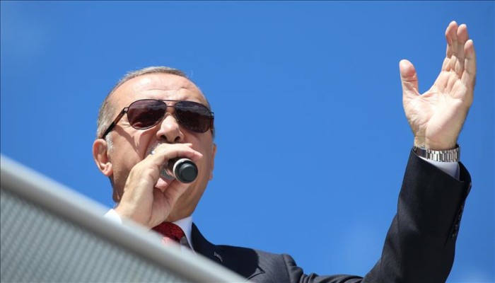 أردوغان: الولايات المتحدة تتخلى عن شريك استراتيجي مقابل قس