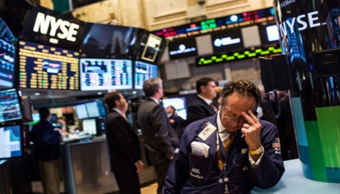 الأسهم الأمريكية تتراجع بفعل هزة العملة التركية