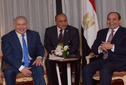 قناة عبرية تكشف: نتنياهو التقى السيسي سراً في مصر بشأن غزة.. على ماذا اتفقا؟