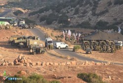 جنود يحتفلون ويتدربون في الأغوار بعد طرد عائلات فلسطينية