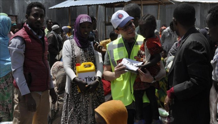 تركيا بمنظماتها الحكومية والخاصة تواصل مد يد العون للمحتاجين حول العالم