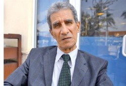 اعتقال السفير معصوم مرزوق من منزله على خلفية مبادرة لرحيل العسكر