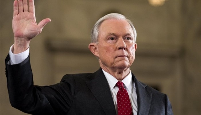 وزير العدل الأمريكي: عملي سيبقى منعزلًا عن الاعتبارات السياسية