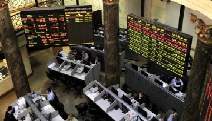 تراجع المؤشر الرئيسى للبورصة بختام التعاملات بضغوط هبوط الأسهم القيادية