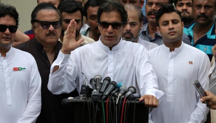 عمران خان: الإساءة للإسلام مثل إنكار الهولوكوست