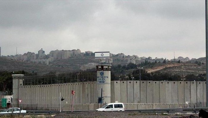 إصابة معتقلين فلسطينيين بمرض جلدي في سجن عتصيون (نادي الأسير)