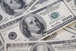 غرفة التجارة الإيرانية العراقية توقف التعامل الدولار الأمريكي