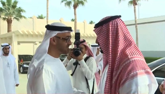 بأيد صهيونية.. هكذا تتجسس الإمارات على الحكام العرب