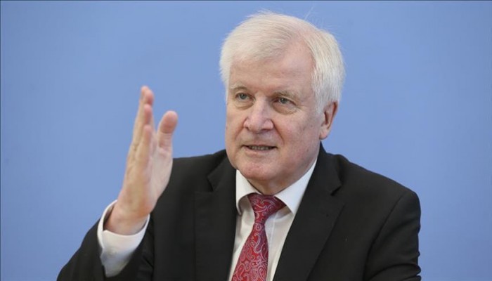 وزير ألماني: الهجرة أساس كل المشكلات السياسية في بلادنا