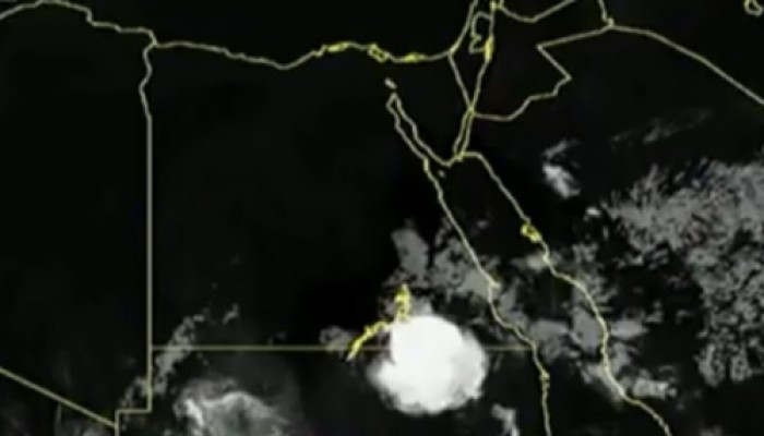 الأرصاد تحذر من سحابة في سماء البلاد تتسبب في انفجار الطائرات