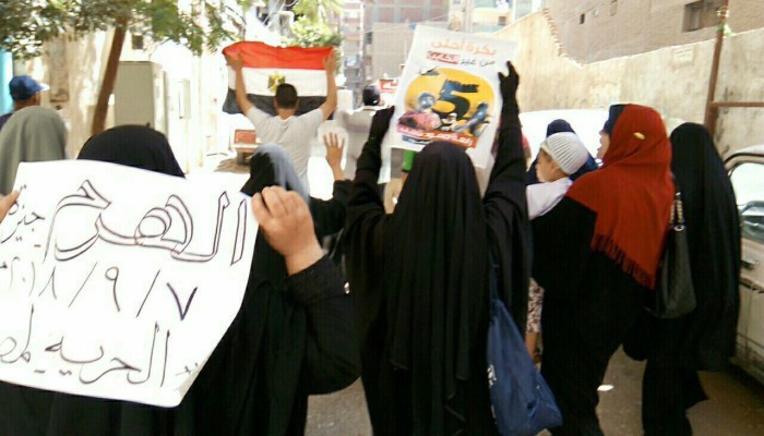 أحرار الجيزة يواصلون التظاهر من الهرم وفاء لدماء الشهداء