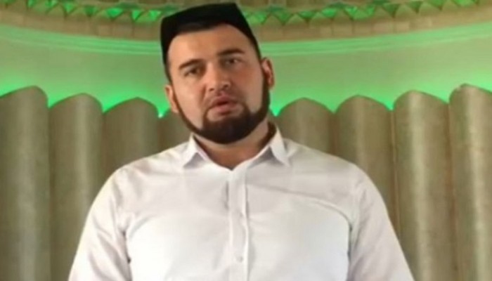 إقالة إمام في أوزبكستان بعد انتقاده حظر الحجاب